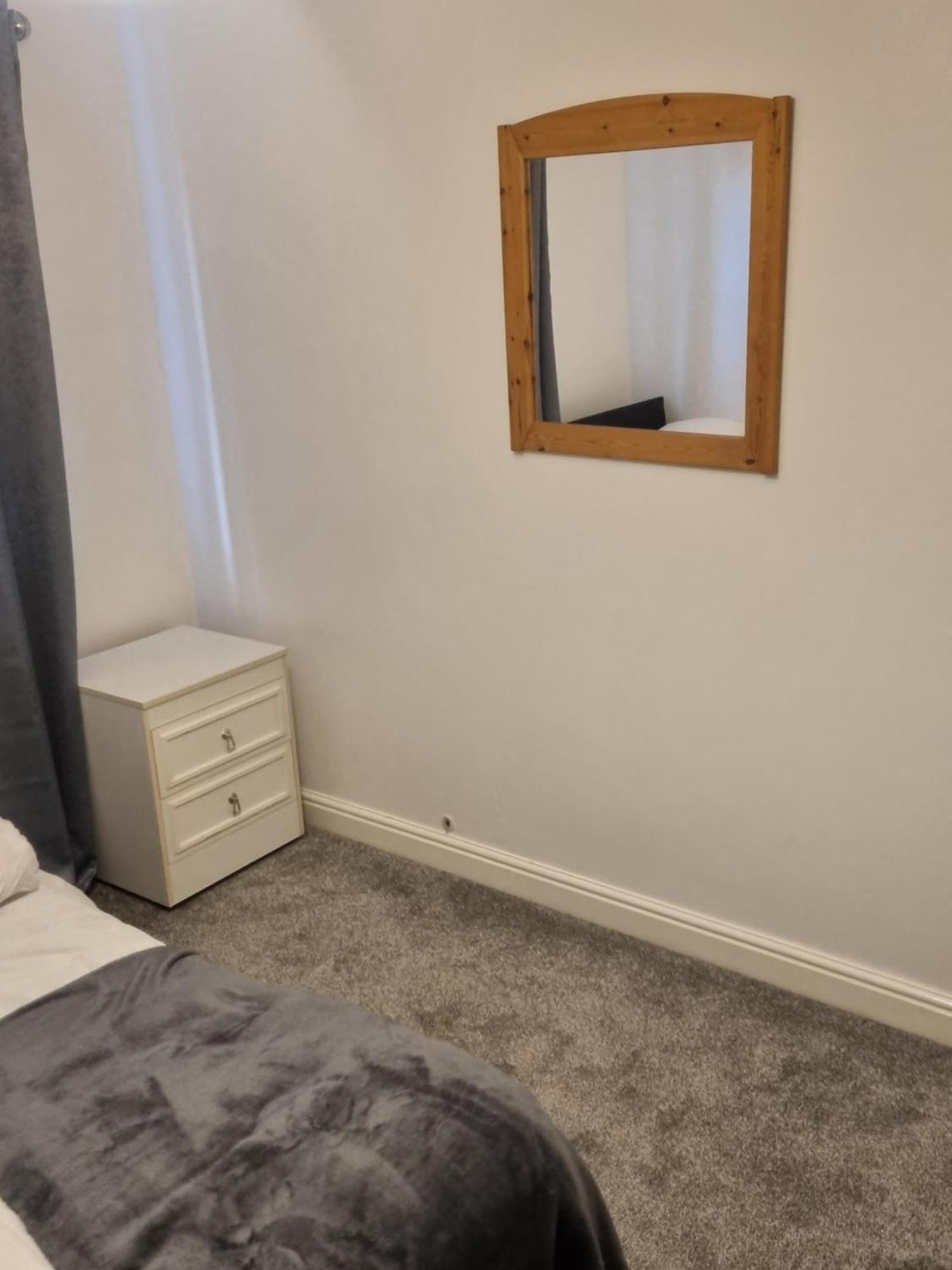 Maidstone Villa 3 Bedroom Free Sports Channels,Parking Sleeps 7 Kültér fotó