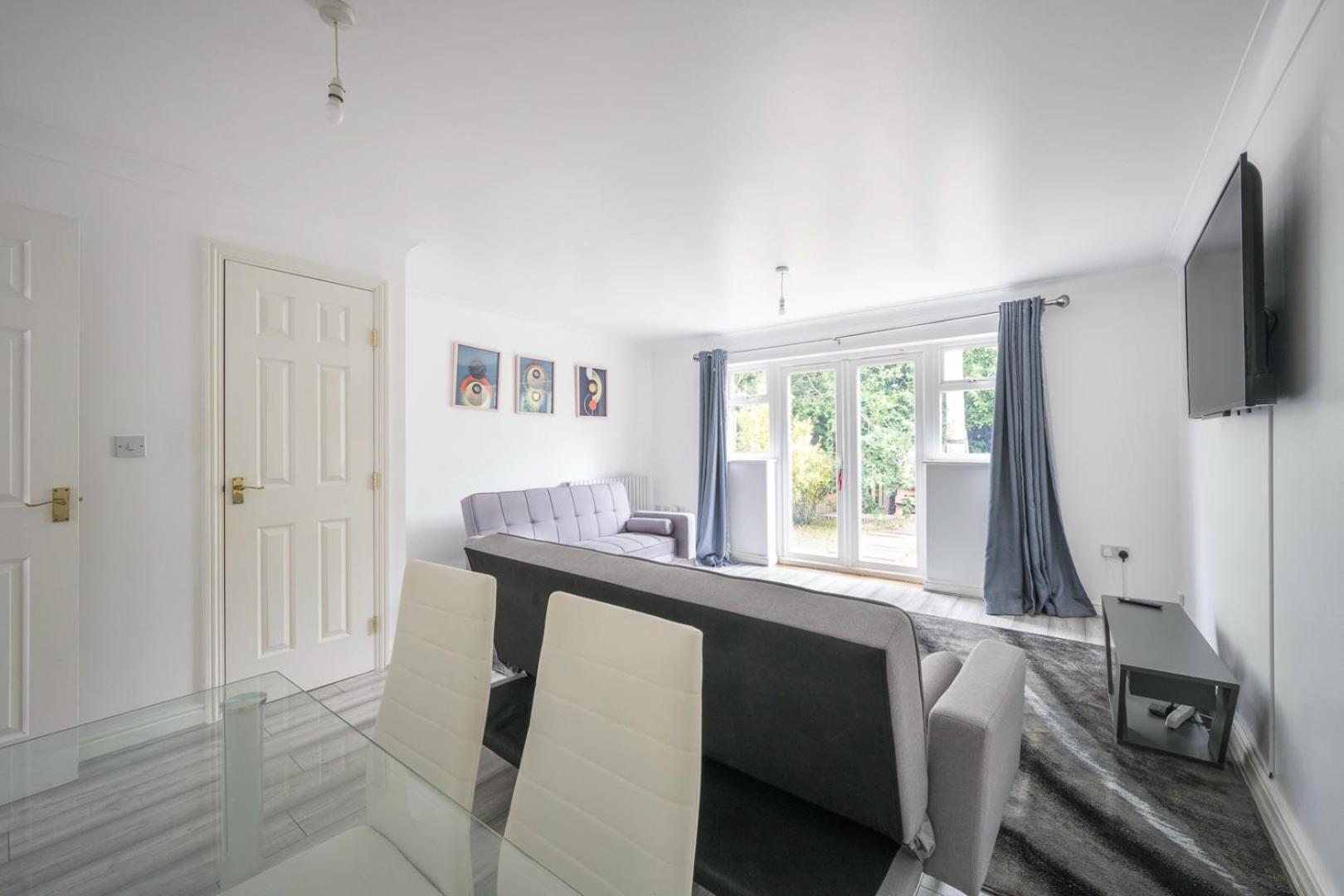 Maidstone Villa 3 Bedroom Free Sports Channels,Parking Sleeps 7 Kültér fotó