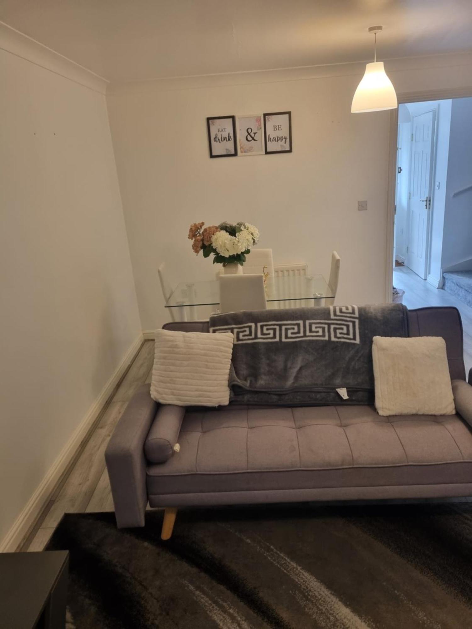 Maidstone Villa 3 Bedroom Free Sports Channels,Parking Sleeps 7 Kültér fotó