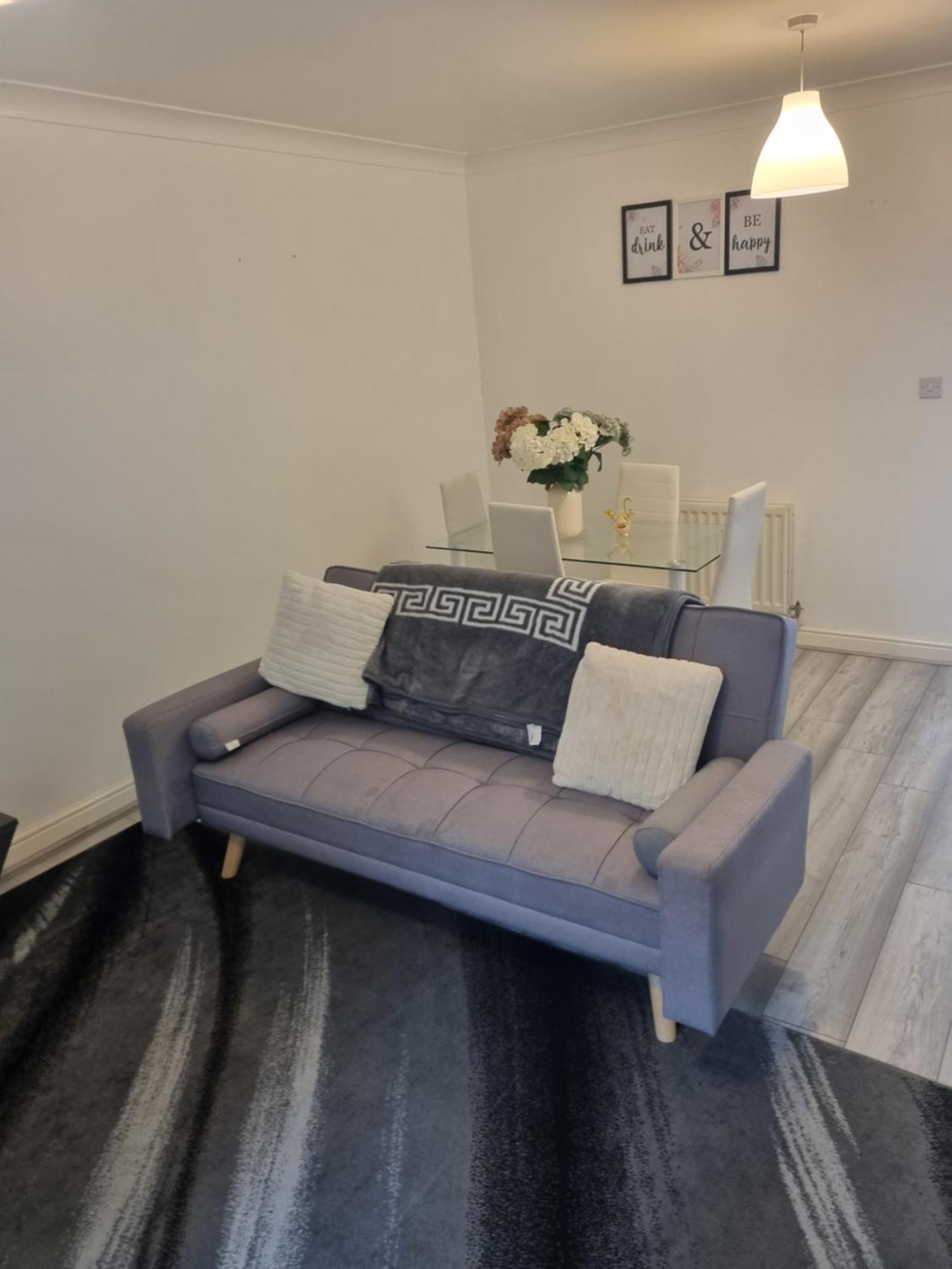Maidstone Villa 3 Bedroom Free Sports Channels,Parking Sleeps 7 Kültér fotó